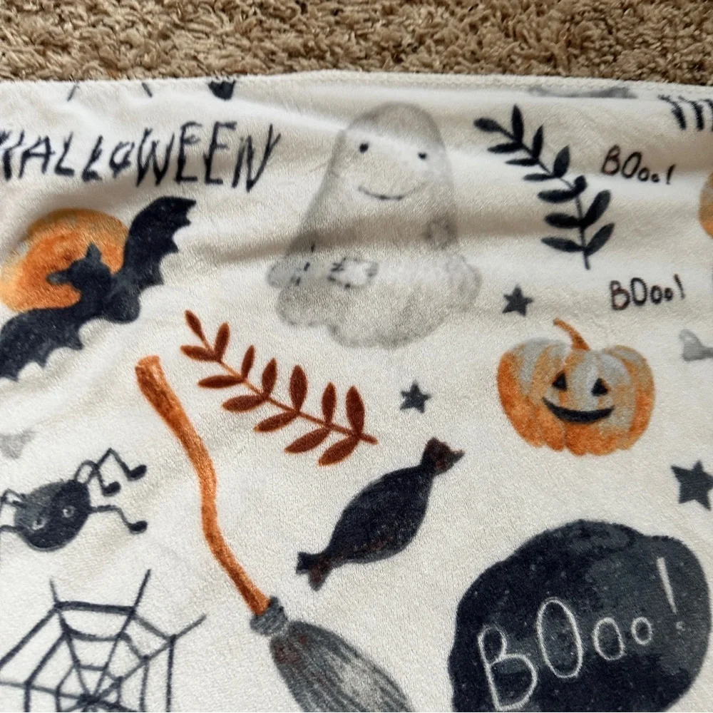Halloween Lovey Ghost and Pumpkin White Patterned Blanket Baby Blanket Shearling
